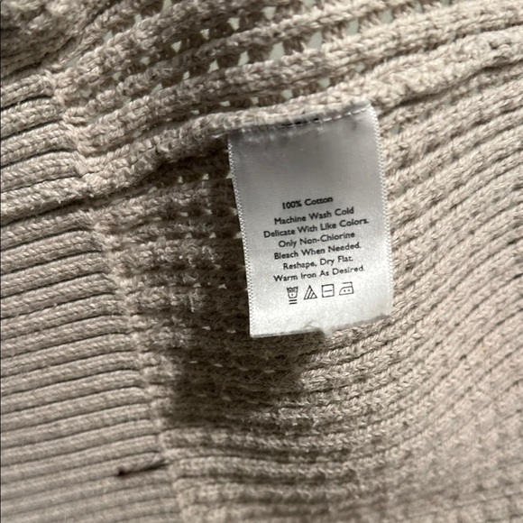 Eddie Bauer Beige Knit Cardigan - Picture 3 of 4